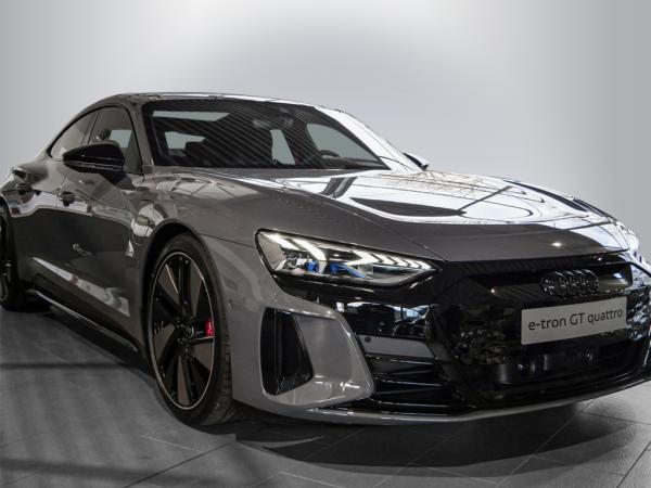 Audi S6 e-tron