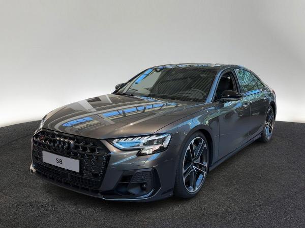 Audi S8