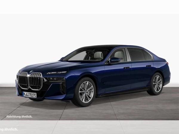 BMW i7