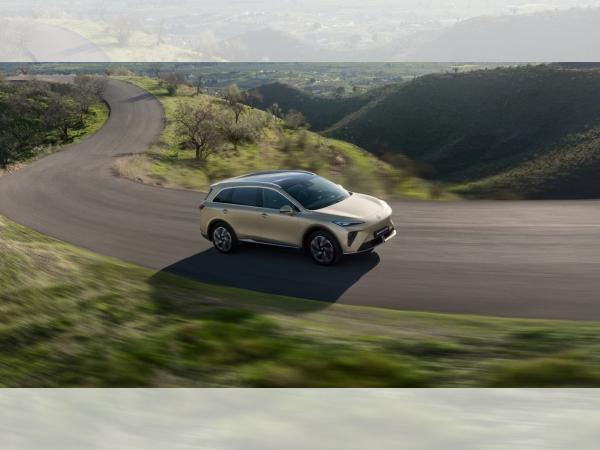 MG S6 EV