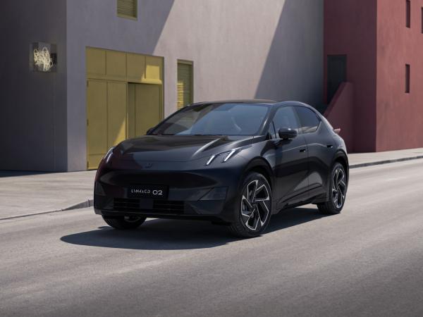 LYNK & Co 02