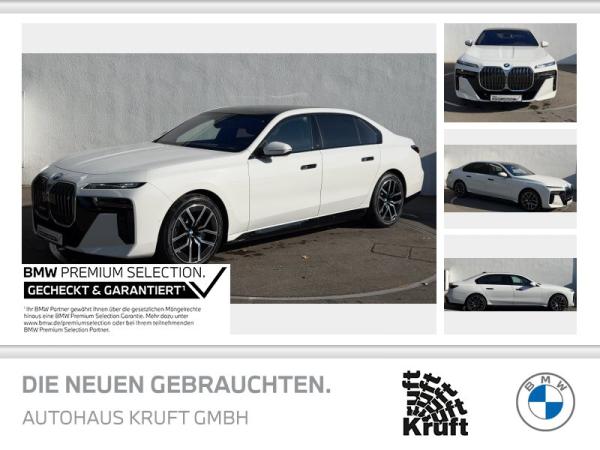 BMW i7