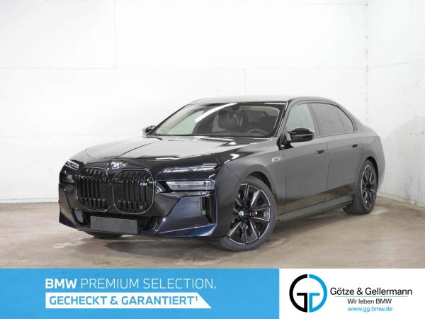 BMW i7