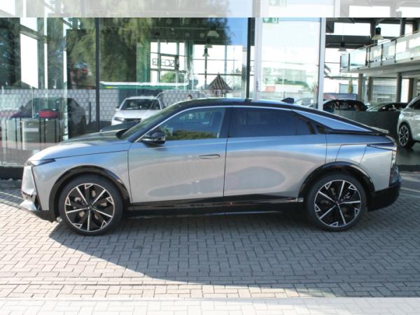 DS Automobiles N8